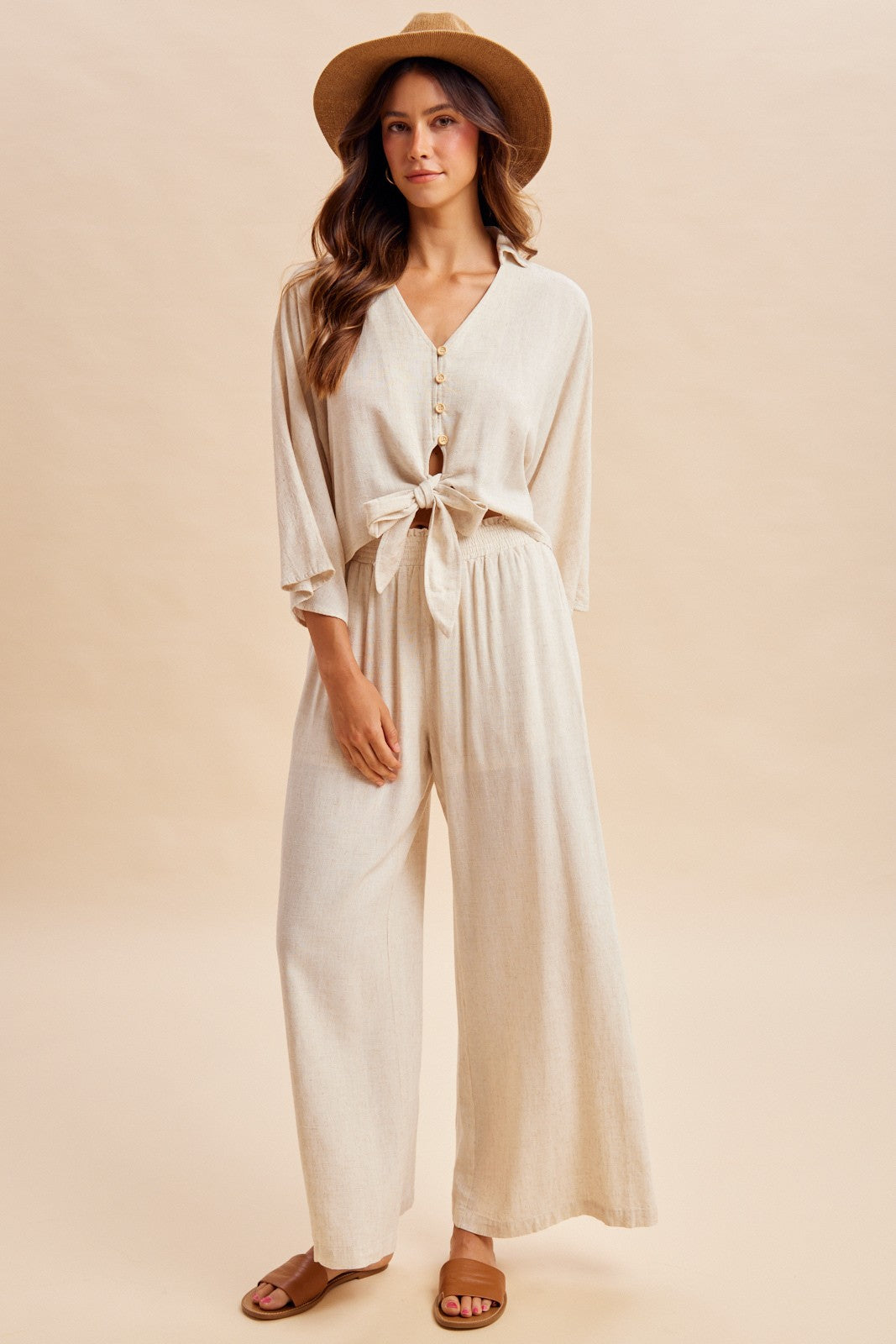 Hands Up Outfit Set