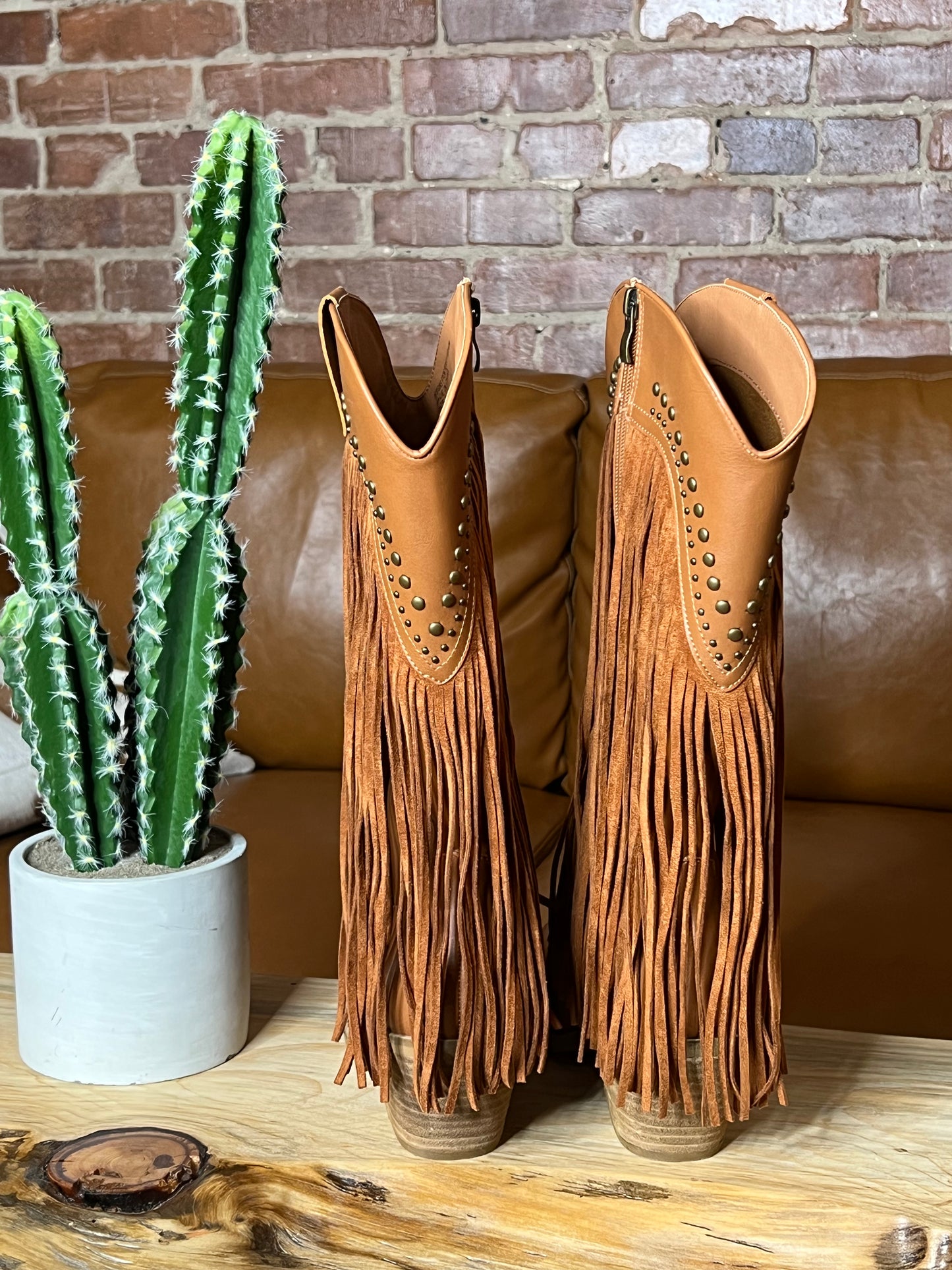 *Final Sale* Adela Fringe Boots