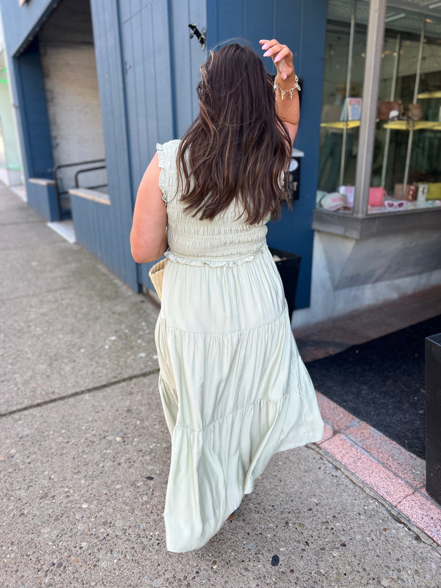 Light Breeze Midi Dress