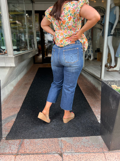 *Final Sale* JB Embroidered Pocket Crop Jeans