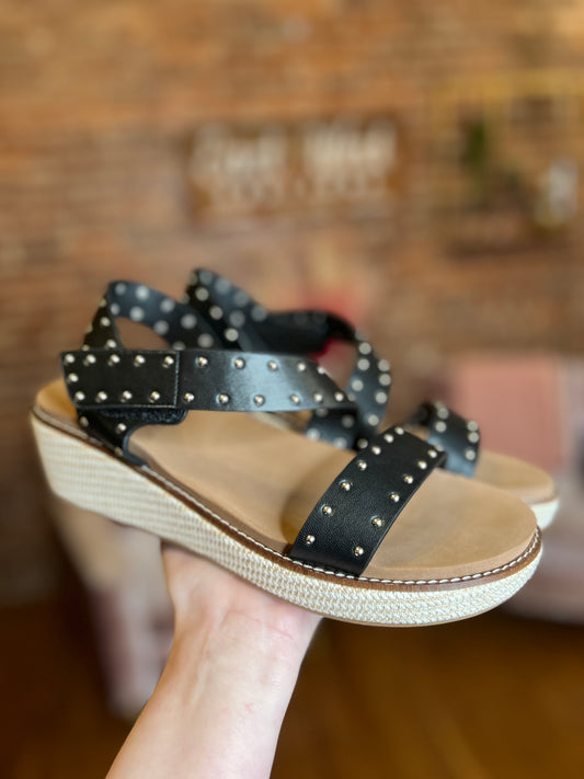 Corkys Chit Chat Wedges