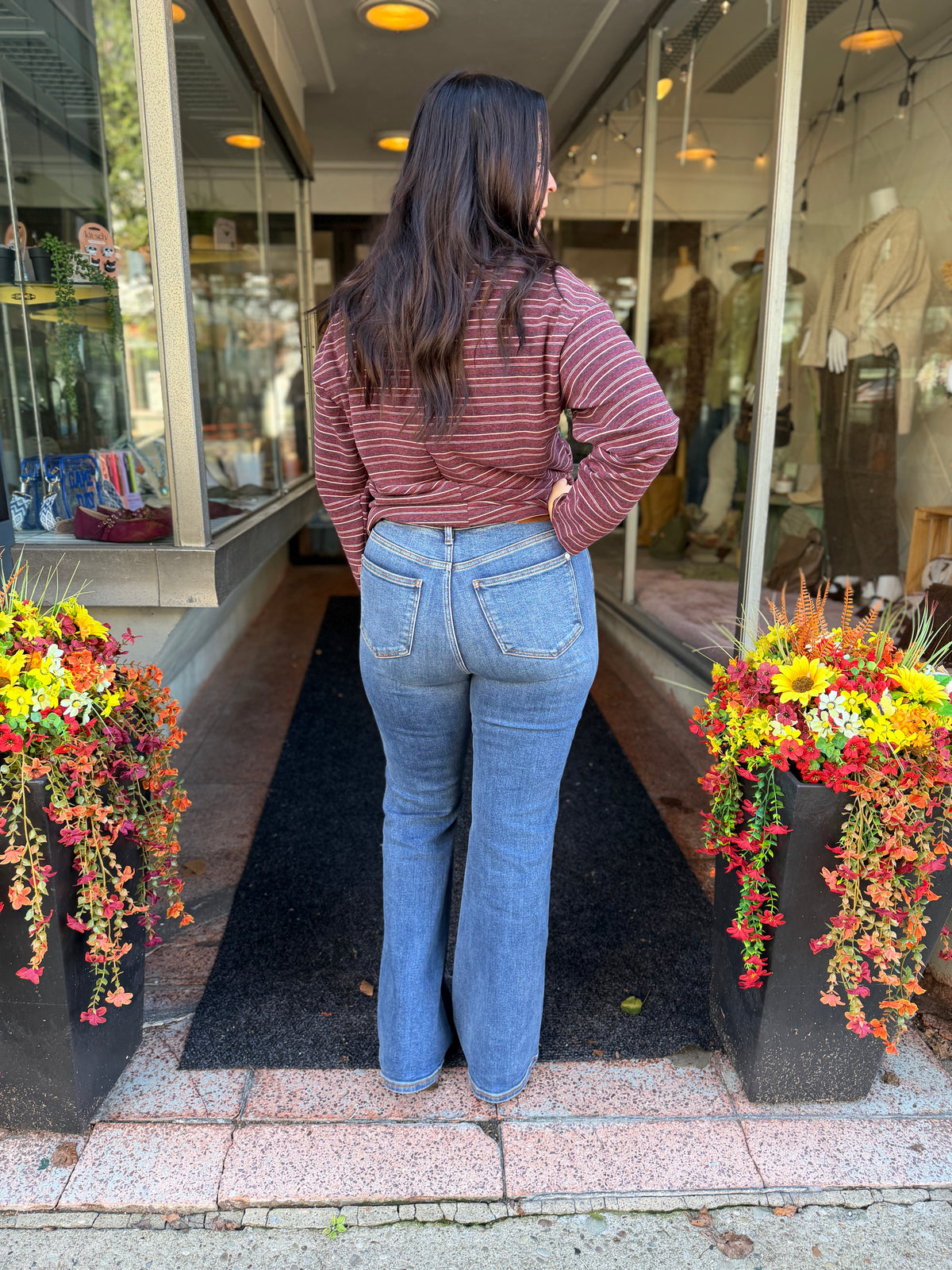 Judy Blue Medium Charlotte Flare Jeans