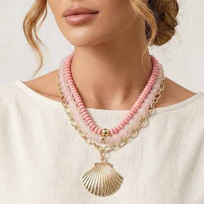 Bold Seashell Pendant Necklace