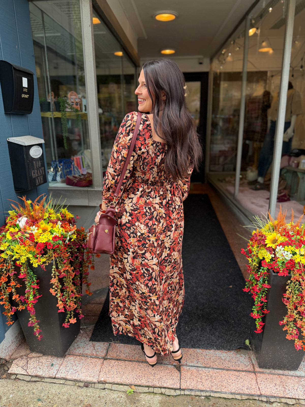 Sweet Flowers Midi Dress