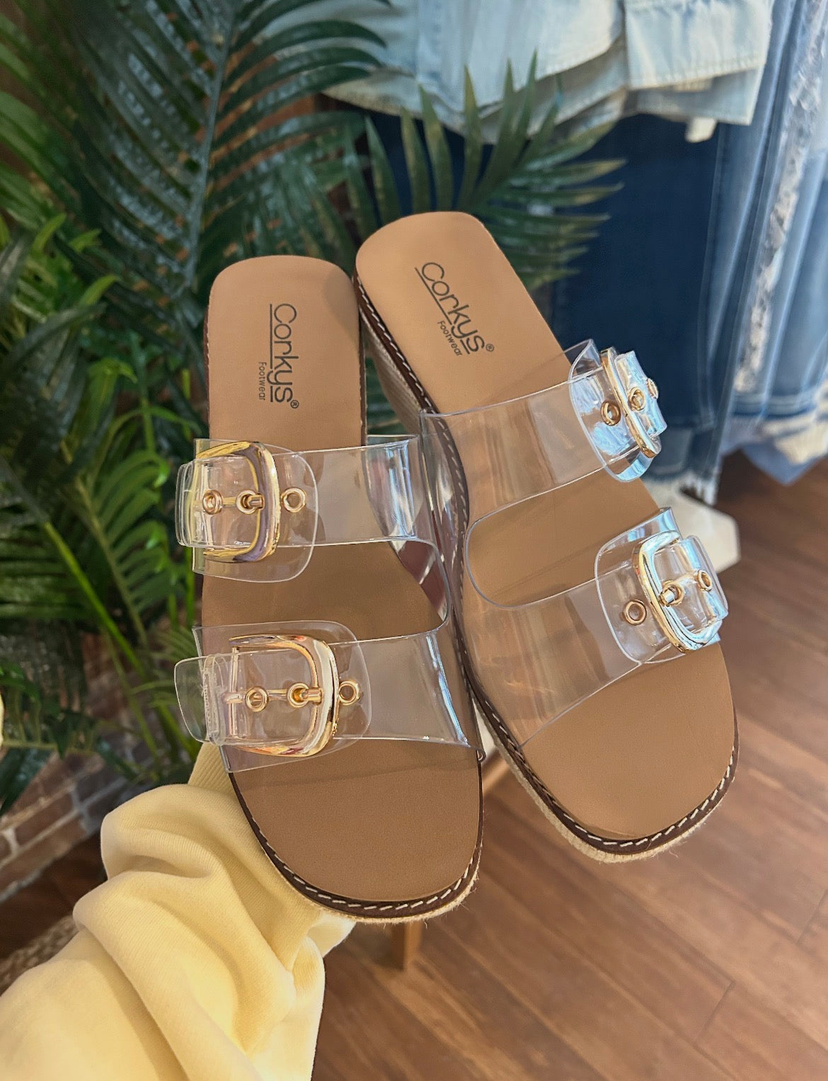 Corkys Manifest Sandals