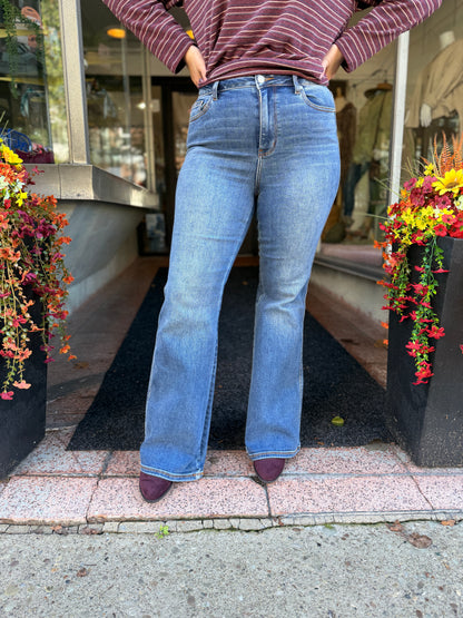 Judy Blue Medium Charlotte Flare Jeans