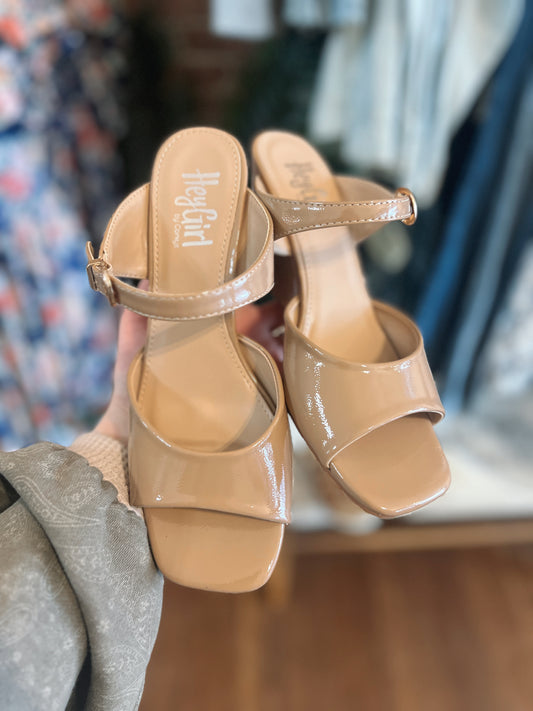 Corkys XOXO Wedges