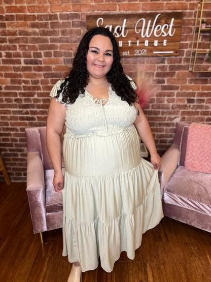 Light Breeze Midi Dress