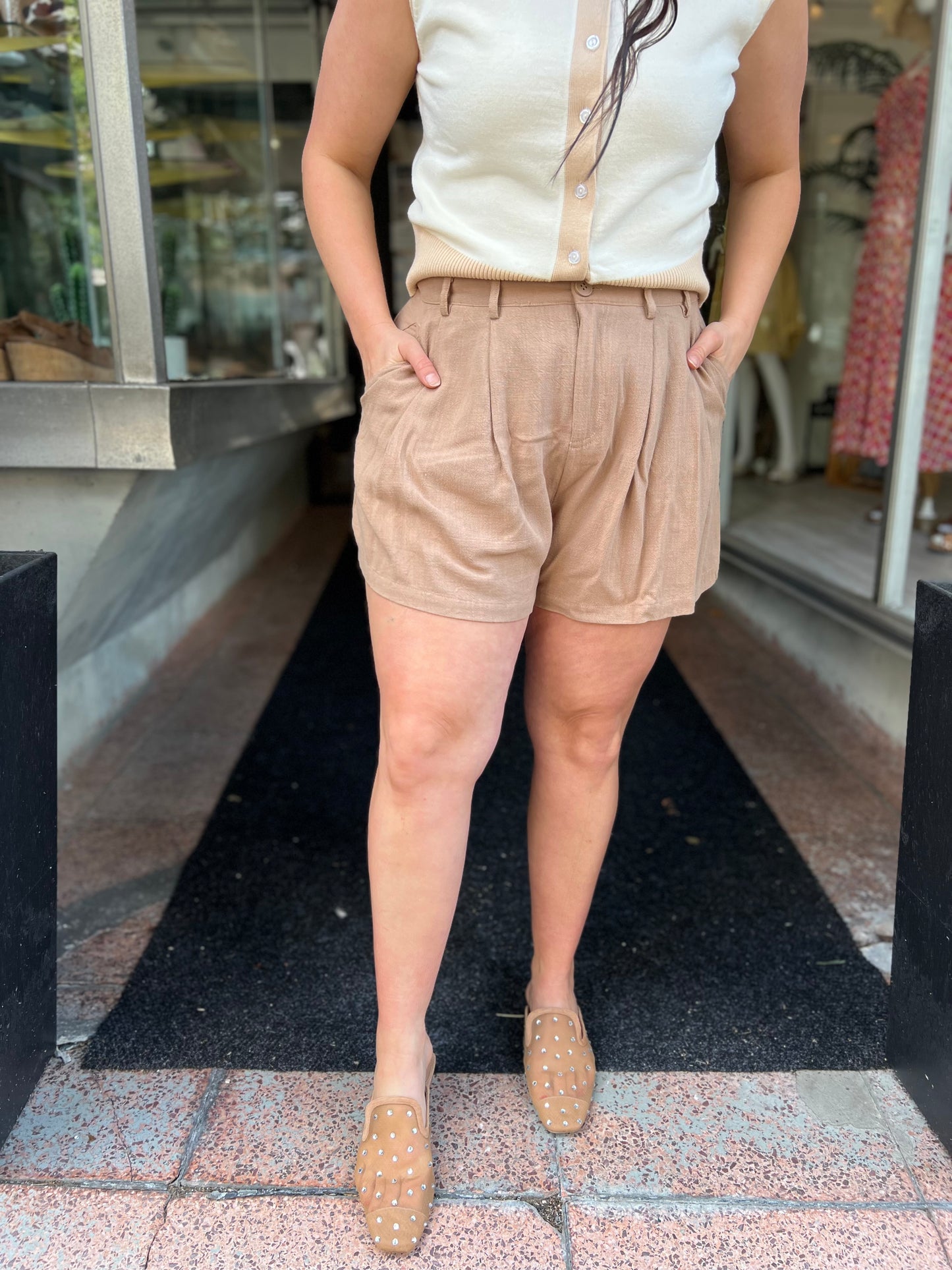 *Final Sale* In My Head Pleated Shorts
