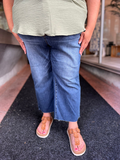 *Final Sale* JB Embroidered Pocket Crop Jeans
