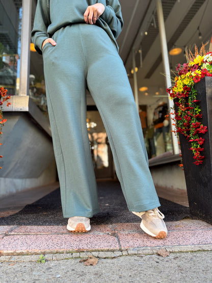 Hazy Days Lounge Set