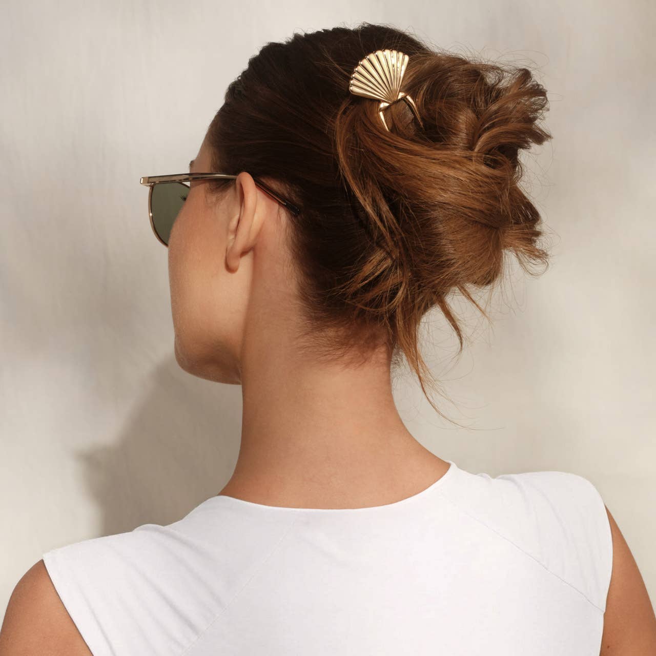 Gold Clam Shell Hair Pin