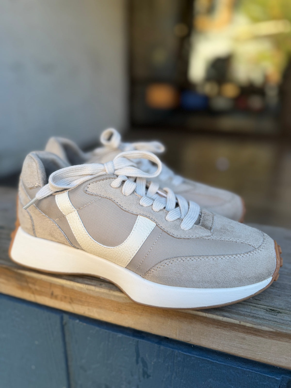 GC Howell Sand Sneaker