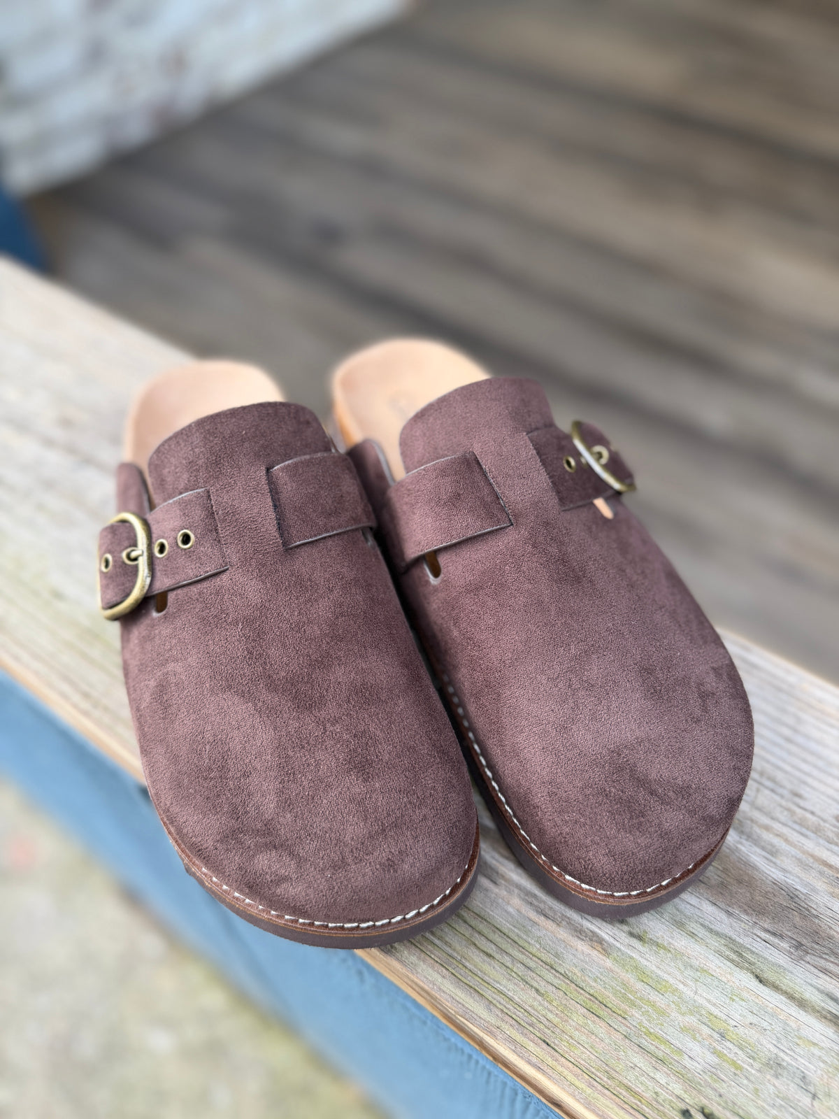 Corkys Distracted Clogs