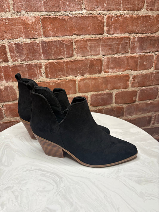 *Final Sale* Corkys Sassy Pants Booties