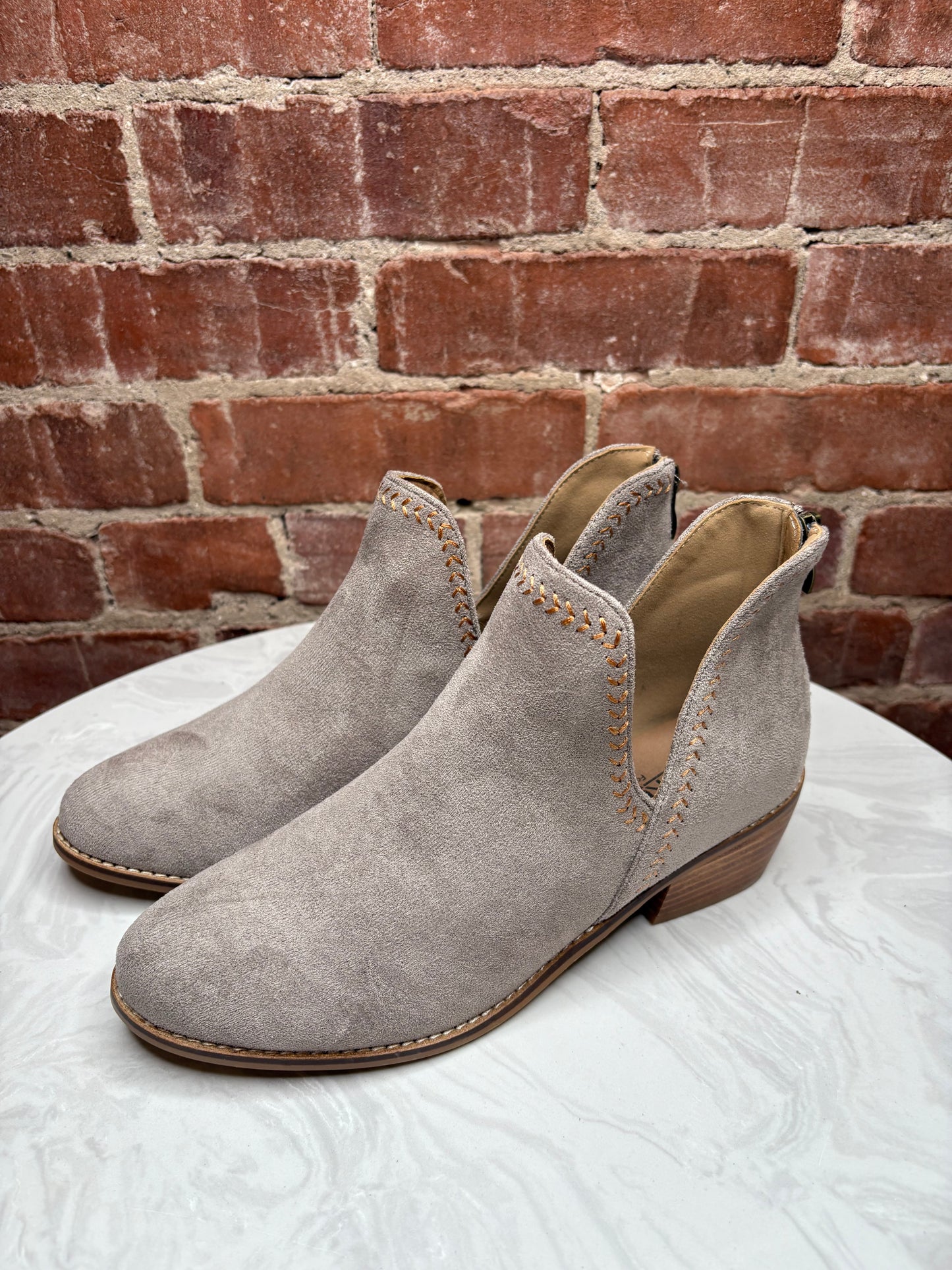 Corkys Bluffin Booties