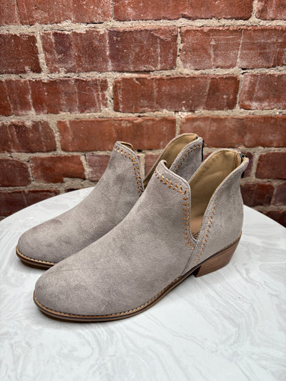 Corkys Bluffin Booties
