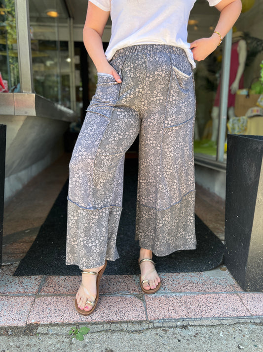 Never Stop Floral Pants