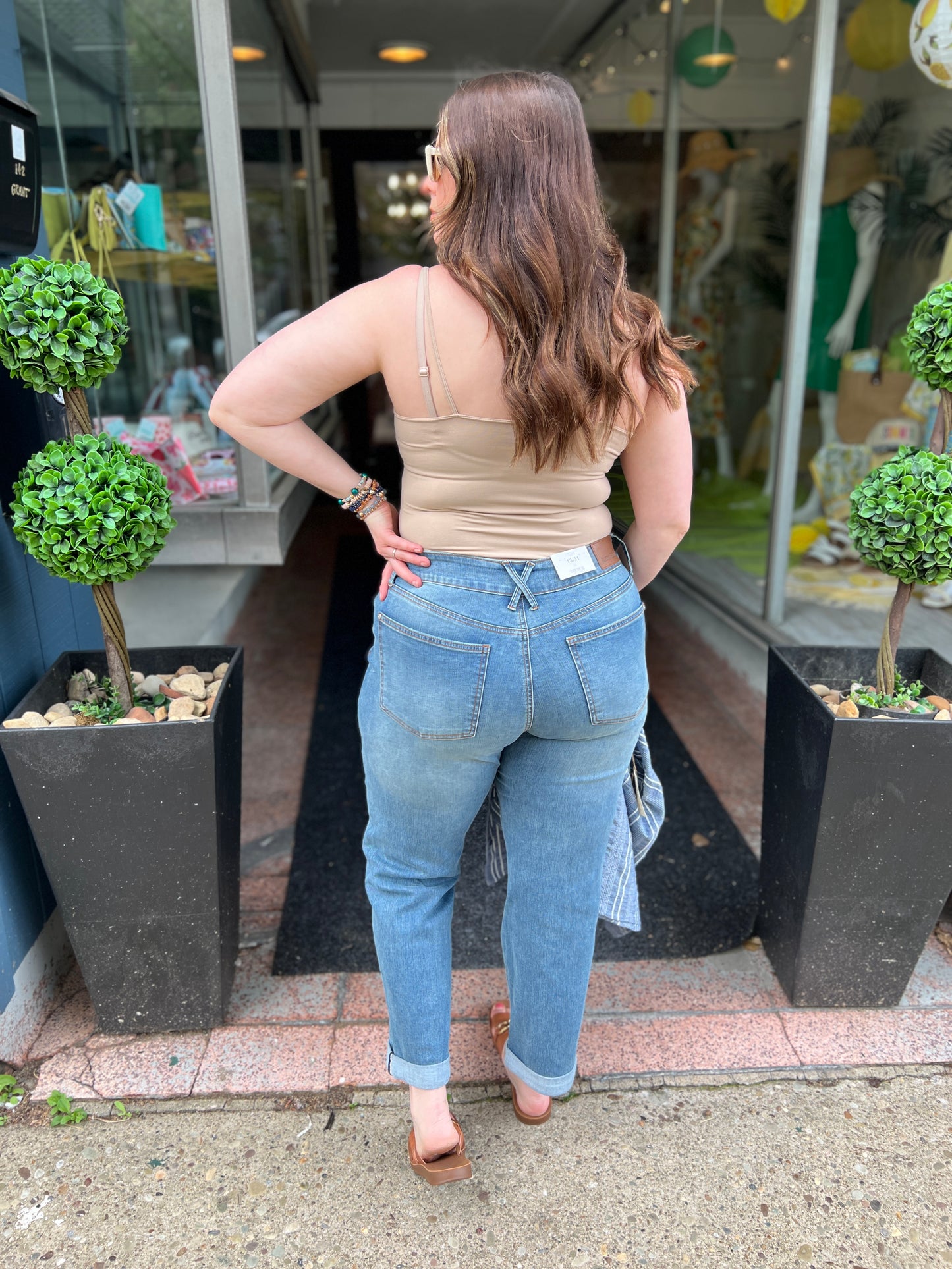 Judy Blue Cooling Boyfriend Jeans