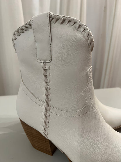 *Final Sale* Arisa Boots