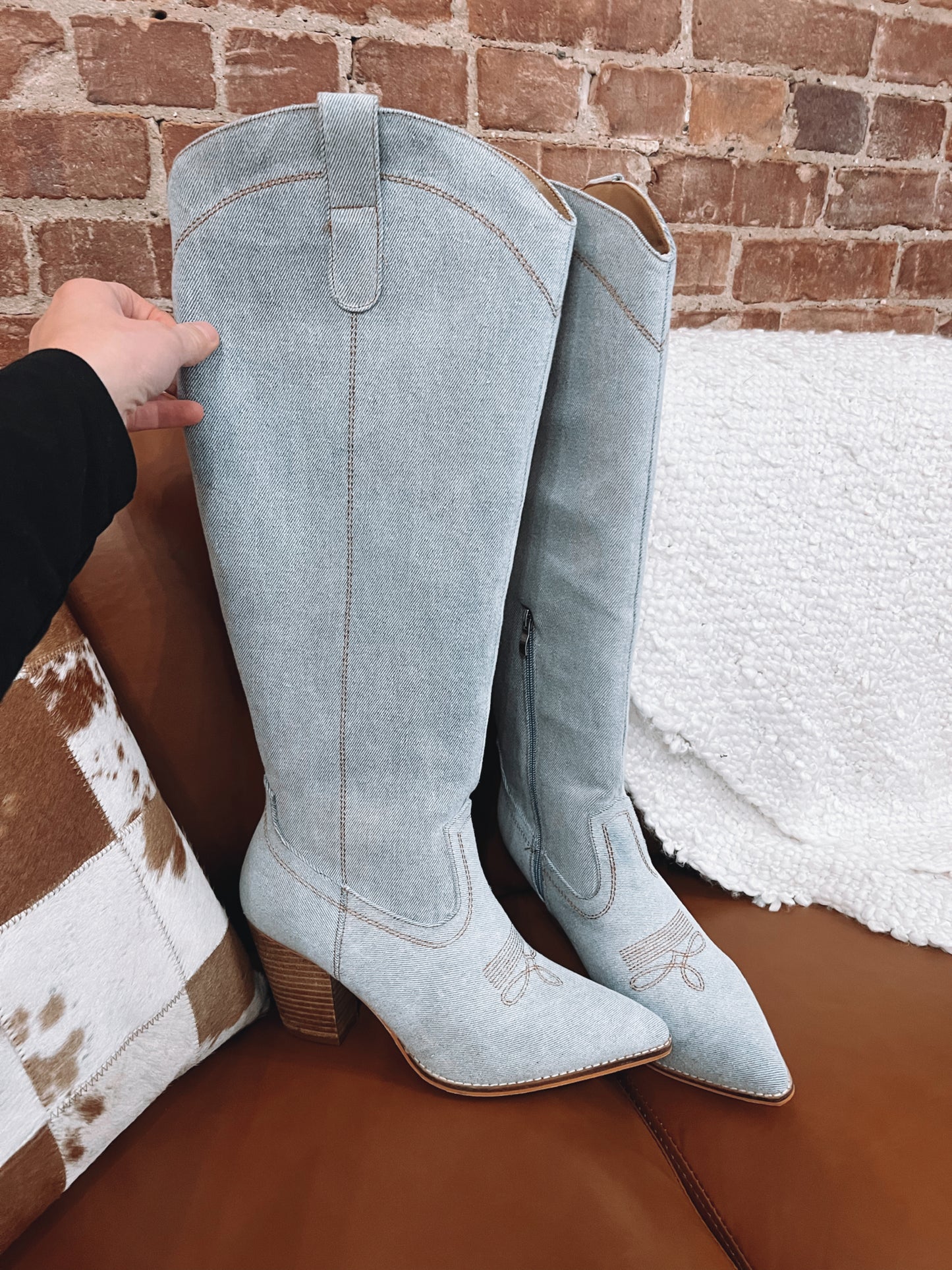 *Final Sale* Corkys Unforgettable Boots