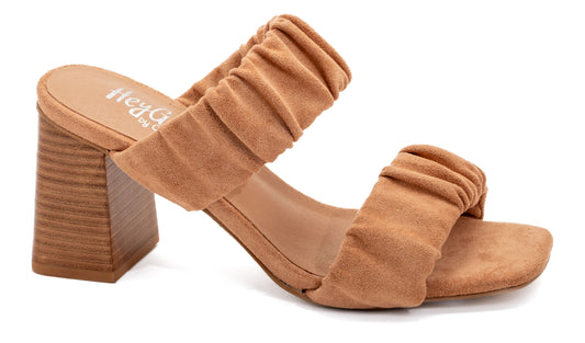 *Final Sale* Tropic Like Its Hot Heels