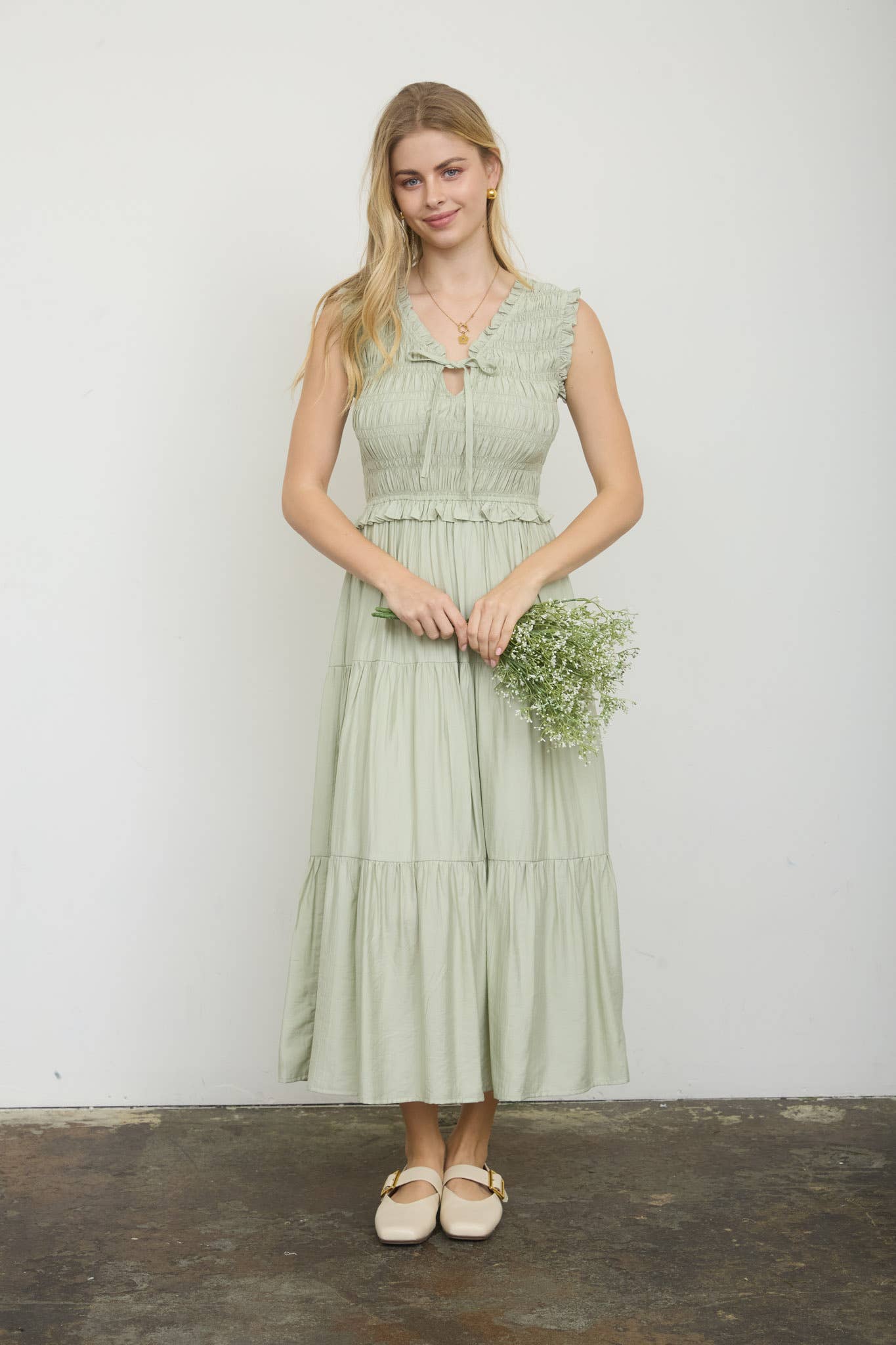 Light Breeze Midi Dress