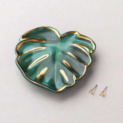 Leaf Jewelry Dish & Stud Earring Set
