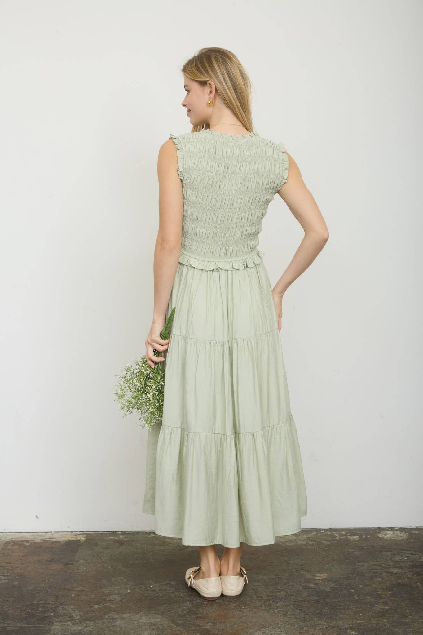 Light Breeze Midi Dress