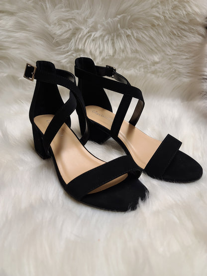 *Final Sale* Belle Heels