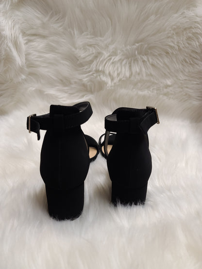 *Final Sale* Belle Heels