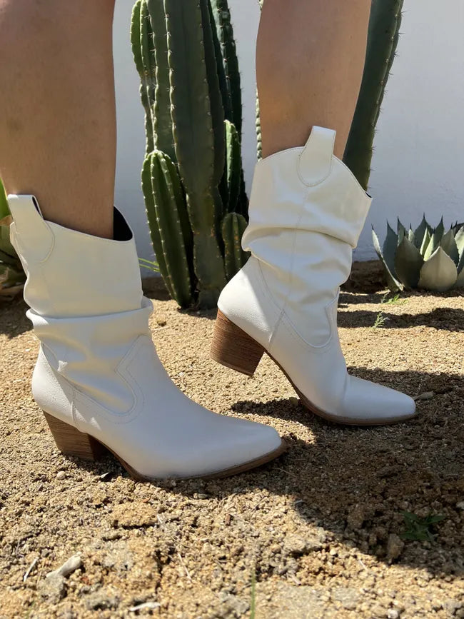 *Final Sale* Kick The Dust Up Cowgirl Boots